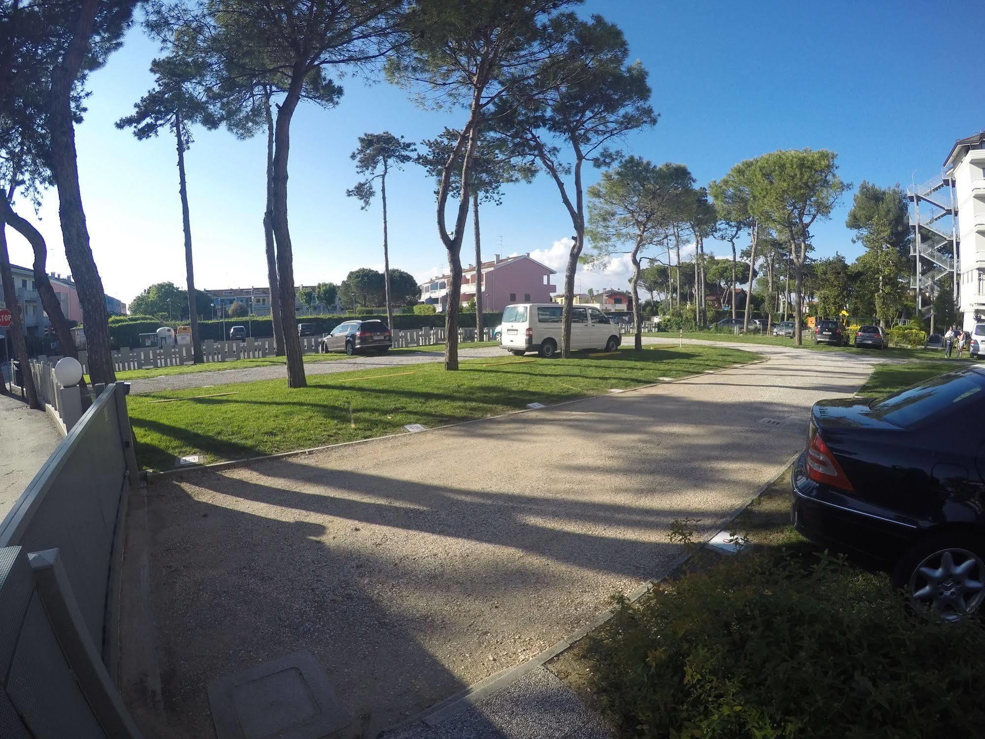 Residence Zenith Caorle Exterior photo